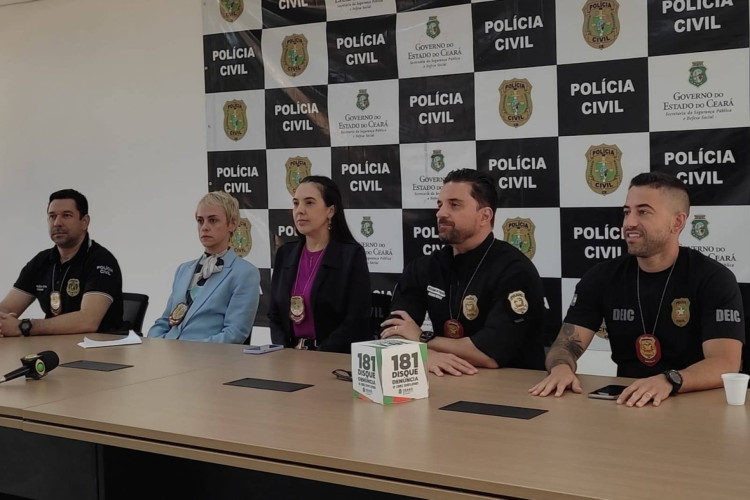 ￼COLETIVA reuniu policiais civis do Ceará e de Santa Catarina