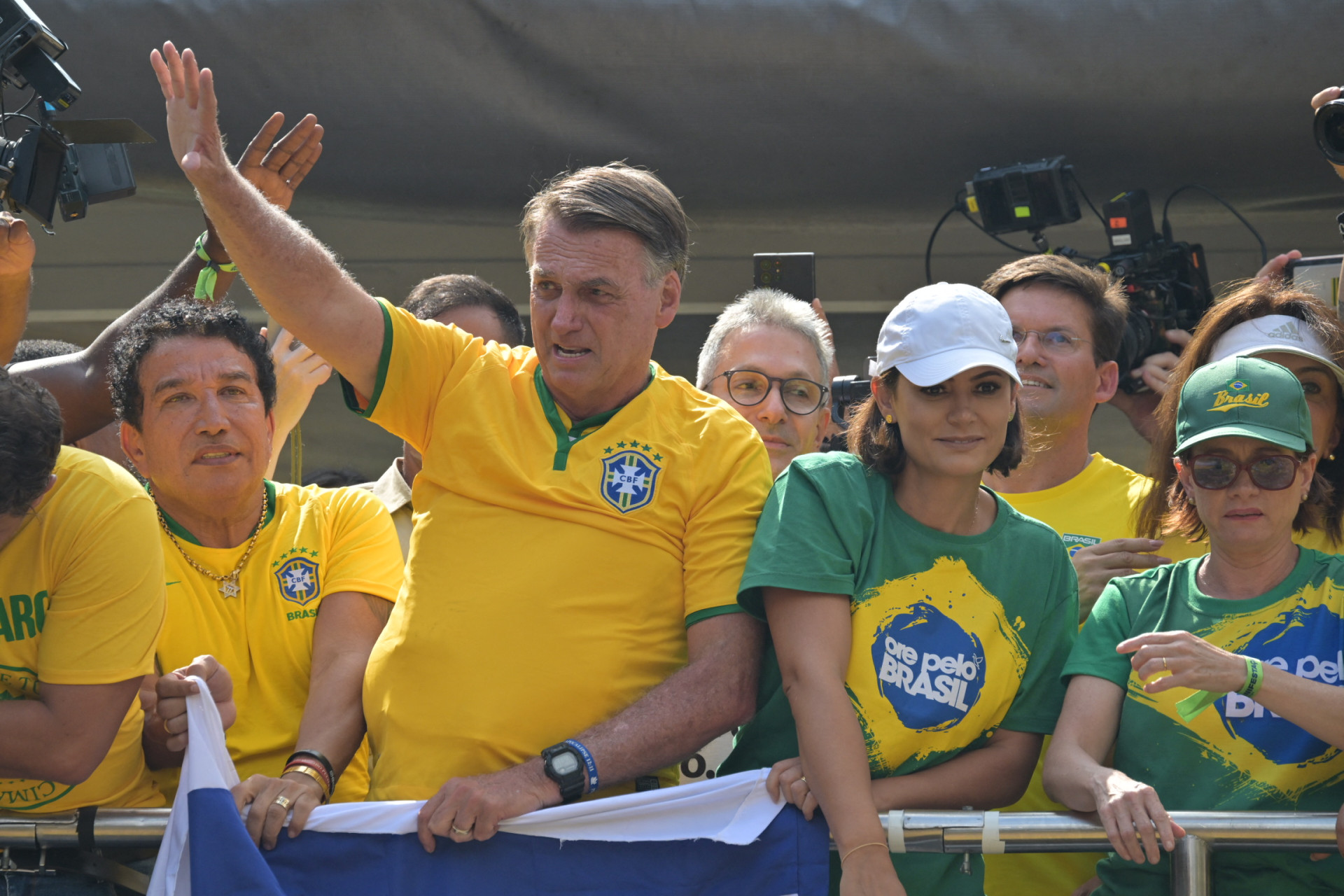 ￼ FALAS de Bolsonaro na Avenida Paulista podem complicá-lo ainda mais (Foto: NELSON ALMEIDA / AFP)