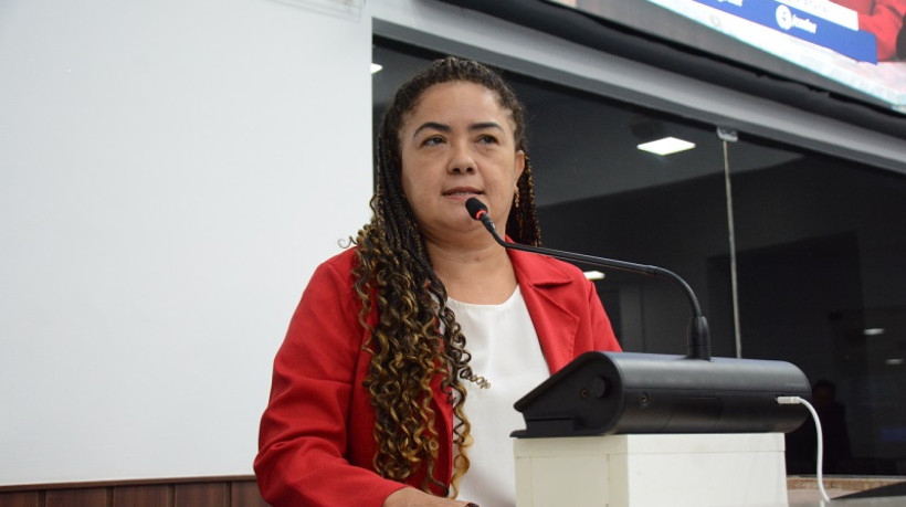 Vereadora professora Adriana Almeida (PT)