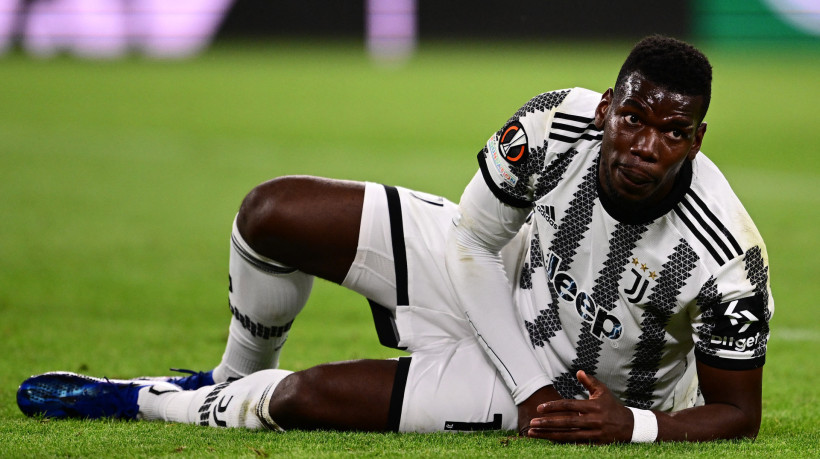 Meia Pogba no jogo Juventus x Sevilla pela Liga Europa