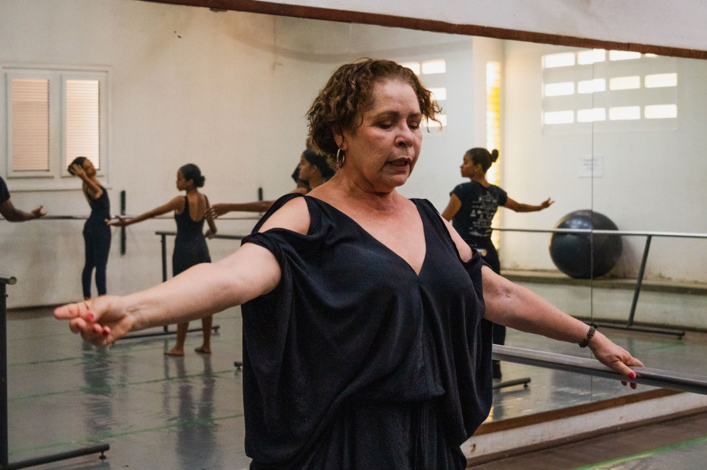 Dora Andrade, bailarina e coreógrafa cearense: "Nascer na favela não é sentença"(Foto: FERNANDA BARROS)