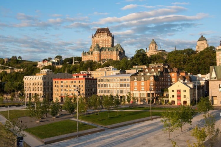 Cidade de Quebec, no Canadá, busca 200 profissionais brasileiros