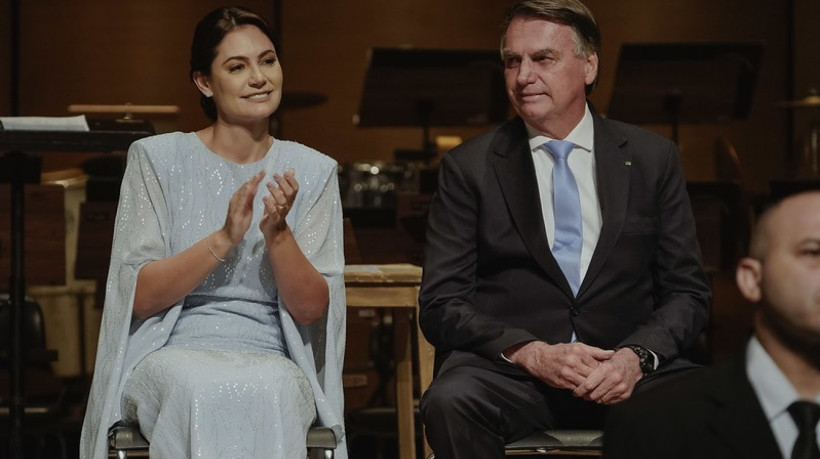 ￼SEGUNDO Bolsonaro, Michelle embarca no dia 18 rumo aos EUA