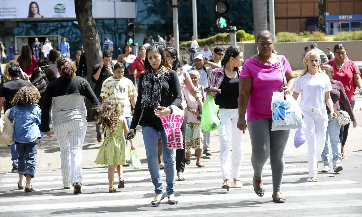 Taxa de desemprego fica em 7,8% no trimestre encerrado em fevereiro (Foto: )