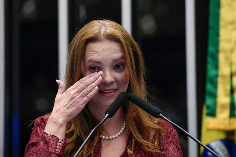 ￼JANAÍNA Farias na cerimônia de posse como senadora 