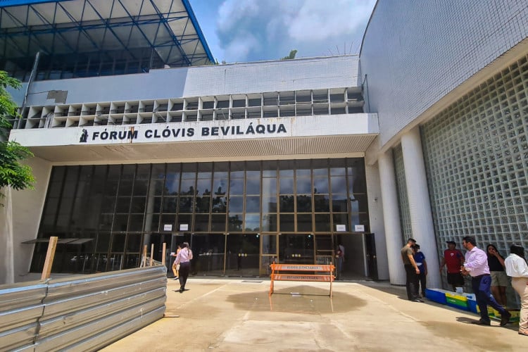 Fachada do Fórum Clóvis Beviláqua. Decisão foi divulgada pelo TJCE