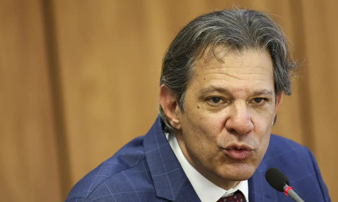 Haddad diz que a data exata depende de conversa com Congresso