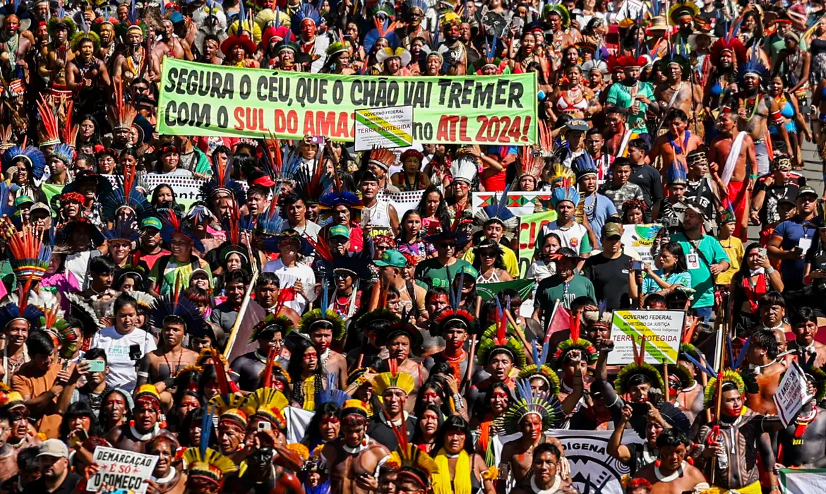 Arcabouço legal do Brasil deixa explícito o direito de povos indígenas de receberem repartição dos benefícios por produtos oriundos de conhecimento tradicional e biodiversidade relacionada(Foto: © Marcelo Camargo/Agência Brasil)