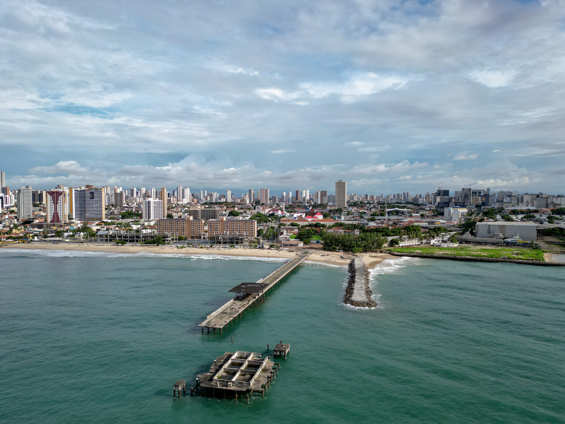 Praia de Iracema, em Fortaleza (Foto: AURÉLIO ALVES)