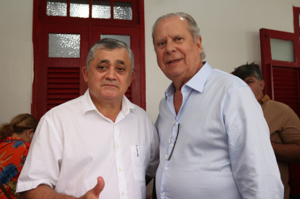 José Guimarães, deputado Federal e Zé Dirceu(Foto: FÁBIO LIMA)