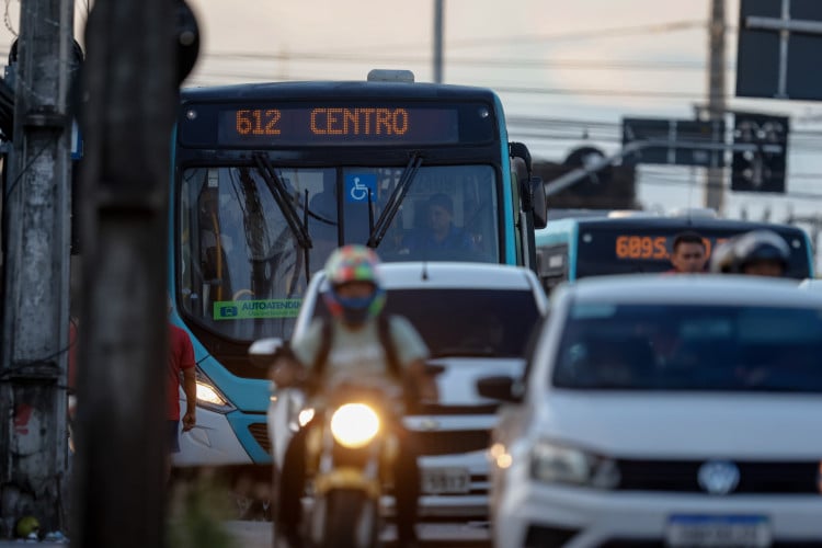 Os municípios tinham apenas o serviço de transporte interurbano