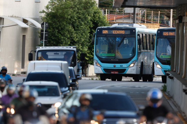 MP e Decon pedem que Sindiônibus e Etufor se justifiquem sobre a possível redução do número de viagens de ônibus entre 2023 e 2024