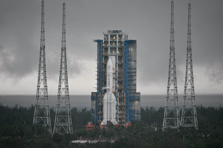 China lançou a missão lunar não tripulada Chang'e-6 nesta sexta-feira, 3