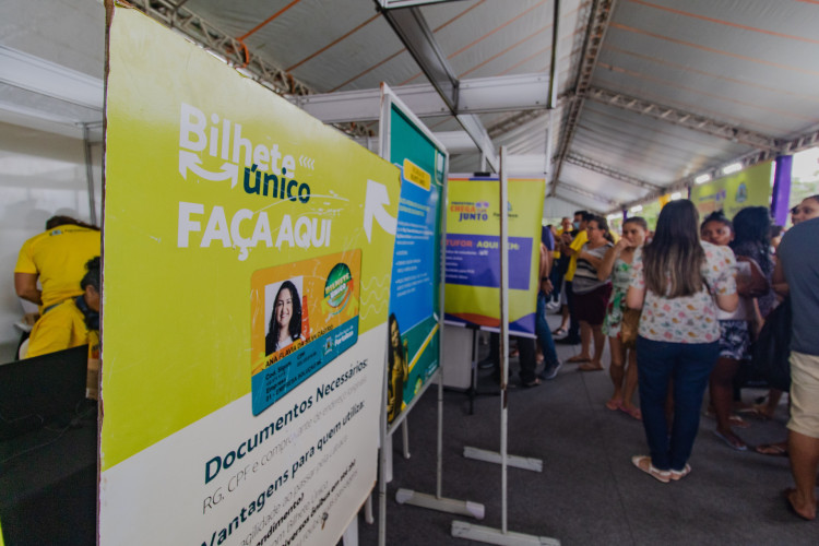 FORTALEZA-CE, BRASIL, 14-03-2024: Prefeitura inagura uma série de evnetos no polo do Conjunto Esperança, com a presença do Prefeito José Sarto. (Foto: Fernanda Barros/O Povo)