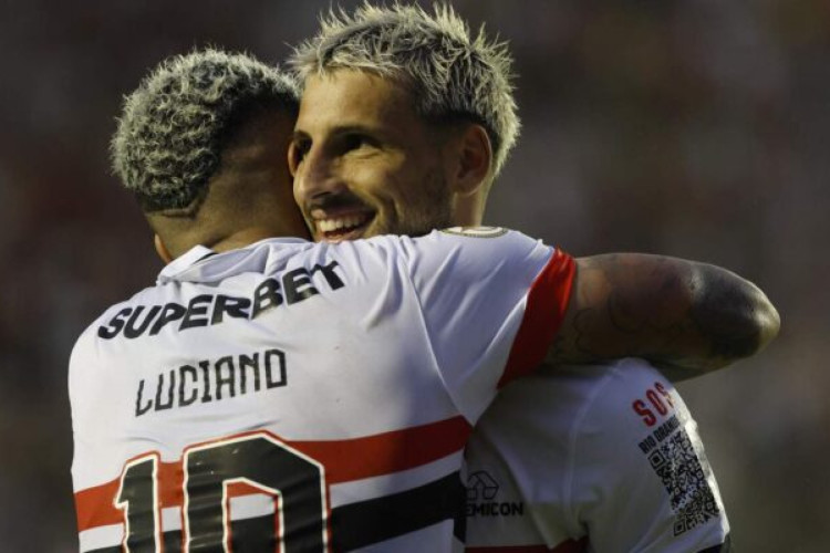 São Paulo ganhou no fim de semana e voltou a vencer quatro jogos consecutivos fora do seu estádio após dez anos