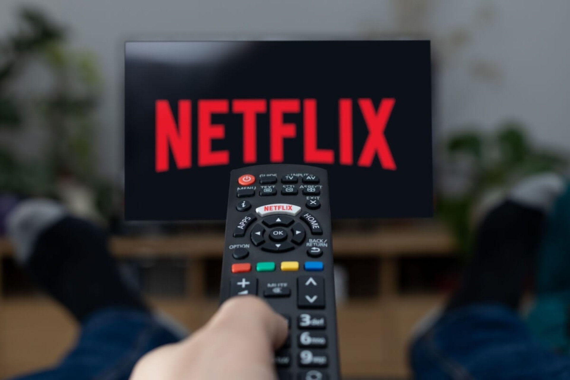 Na Netflix há diversos filmes sobre desastres ambientais (Imagem: MAXSHOT.PL | Shutterstock)