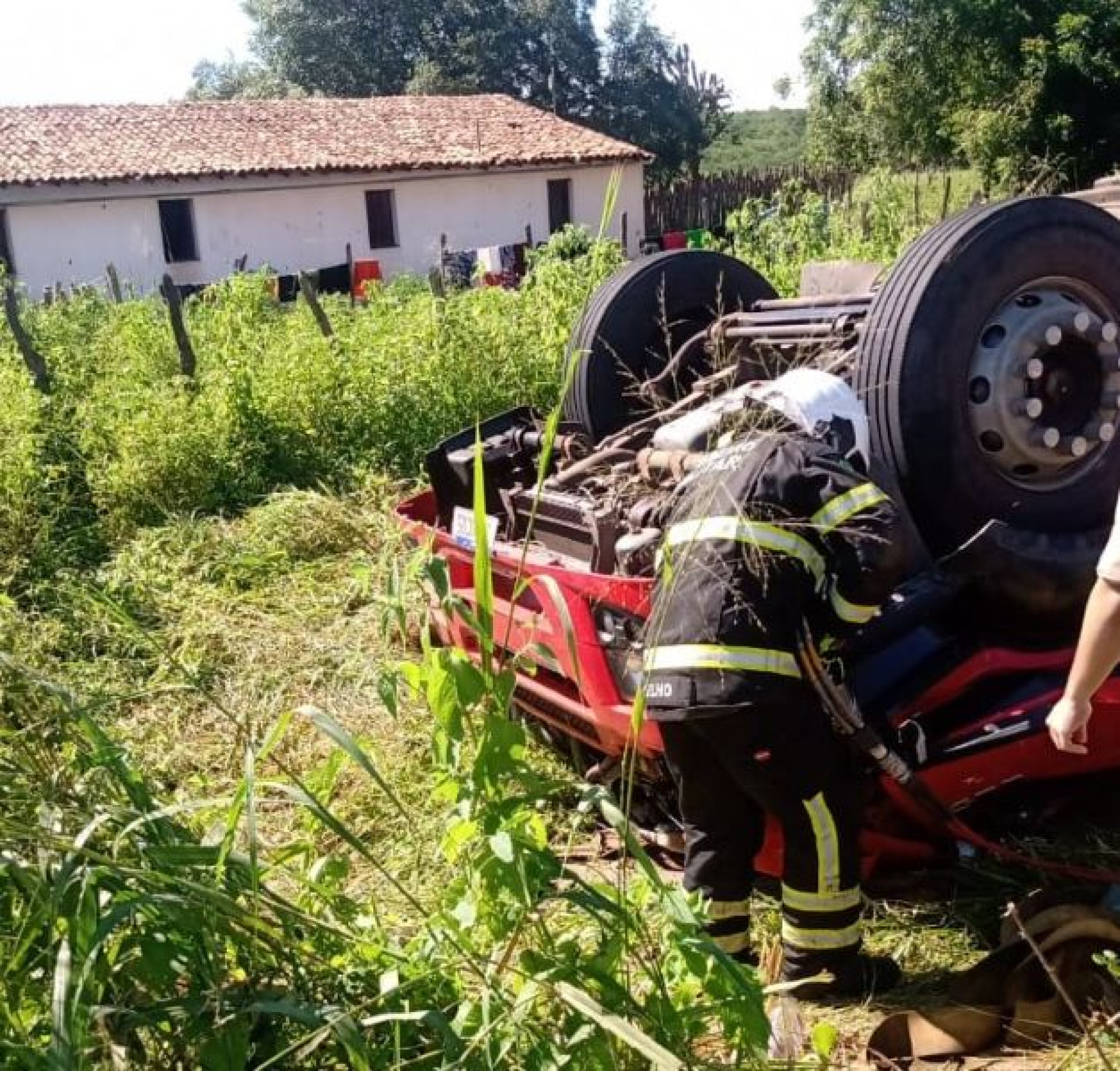 As duas pessoas vieram a óbito 