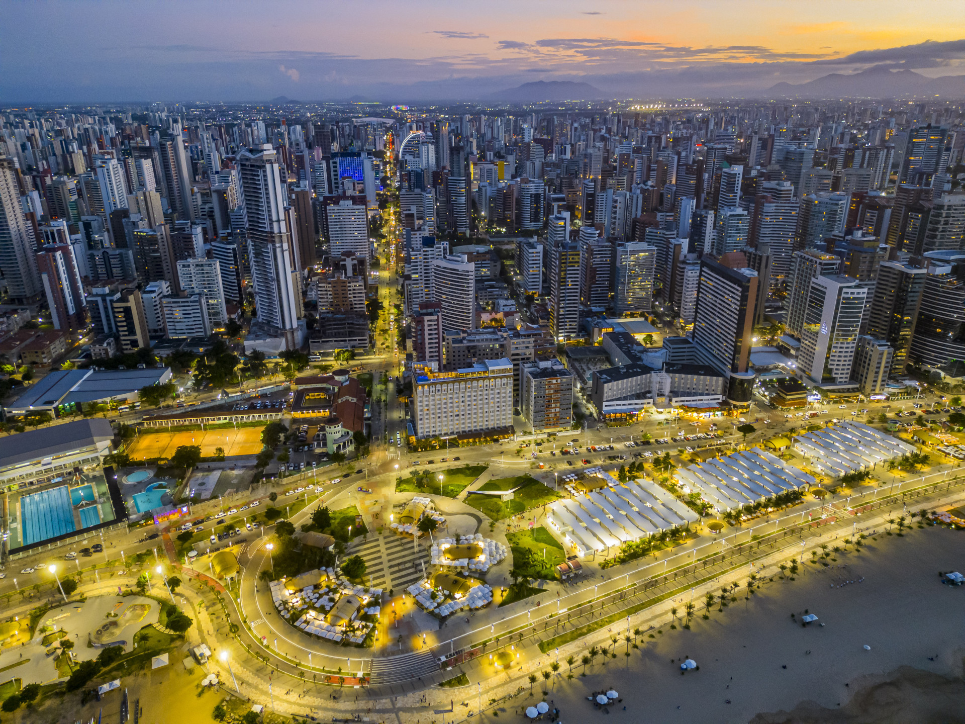 ￼FORTALEZA já foi escolhida como a cidade brasileira com a qualidade do ar mais bem avaliada (Foto: FCO FONTENELE)