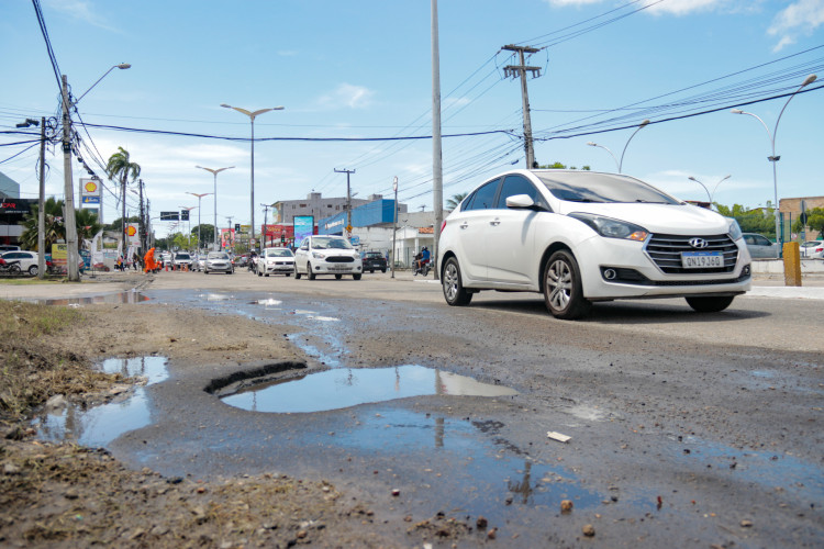 Avenida Oliveira Paiva passou por recuperação asfáltica em maio