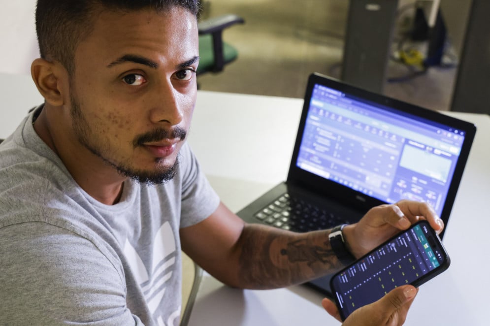 WESLEY Vidal diz que aposta todos os dias e se considera profissional na área(Foto: FCO FONTENELE)