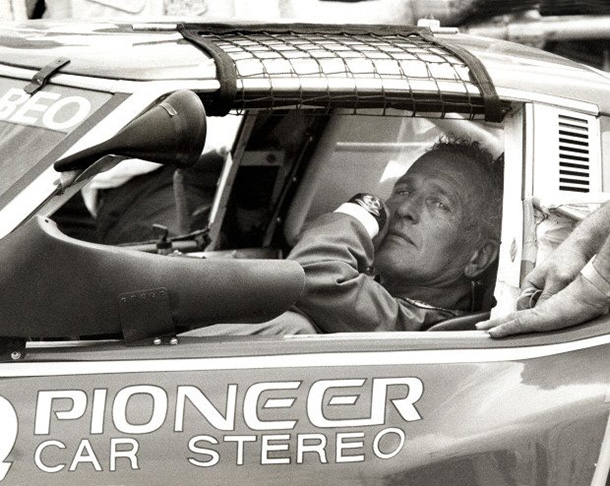 Paul Newman correu até não poder mais. Em 1995, aos 70 anos,  tornou-se o piloto mais velho a disputar uma corrida por time de elite, nas 500 Milhas de Daytona. Em 2006, aos 81 anos, alinhou no grid pela última vez nas 24 Horas de Daytona, 2 anos antes de