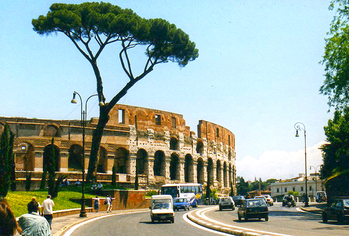 Via Celio Vibenna, em Roma, na Itália. 