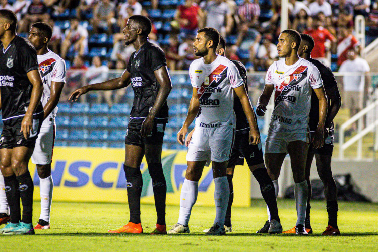 Ferroviário x ABC, no estádio Presidente Vargas, pela Série C