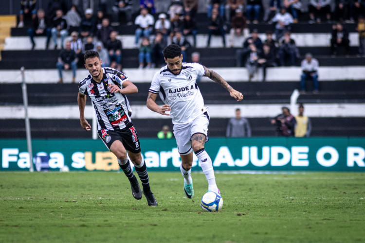 Matheus Bahia entrou no segundo tempo e foi bem contra o Operário