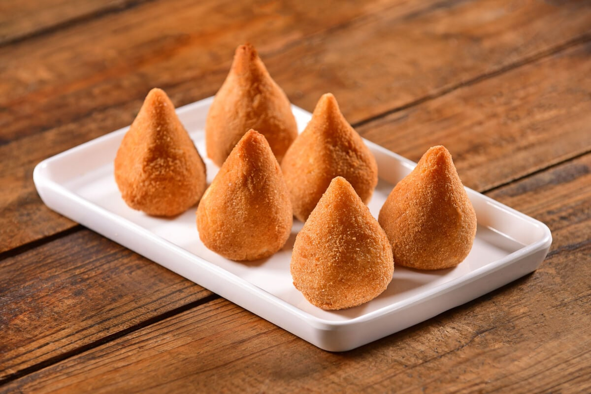 Coxinha de batata-doce (Imagem: MARCELOKRELLING | Shutterstock)