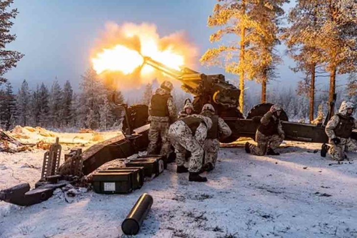 Militares participam de exercícios como treinamento para uma eventual participação numa guerra. Então, se provocar, a Finlândia tá dentro. 