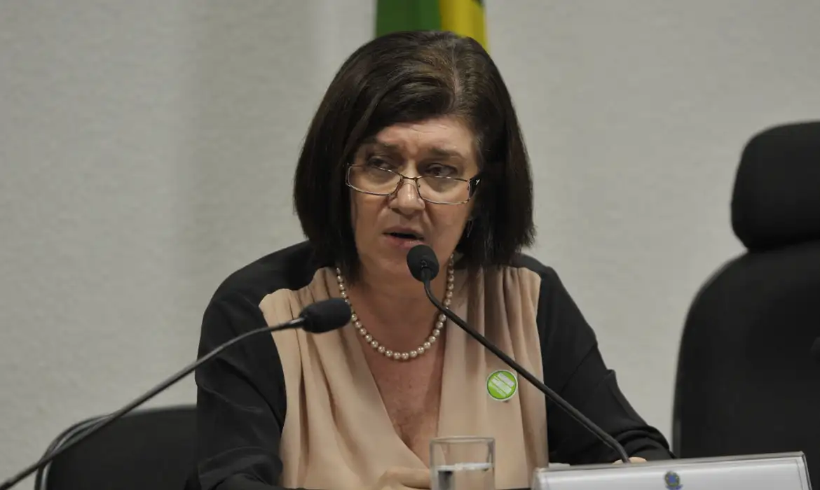  Governança da Petrobras analisa indicação de Magda Chambriard