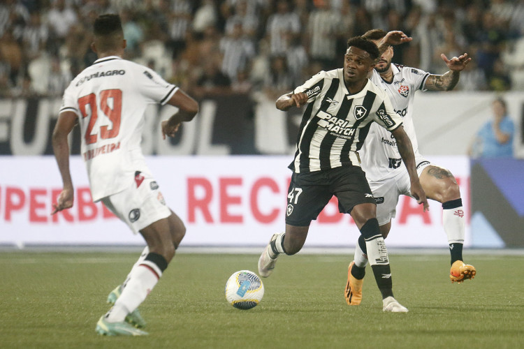 O Vitória vai enfrentar o Botafogo: veja onde assistir à partida da Copa do Brasil