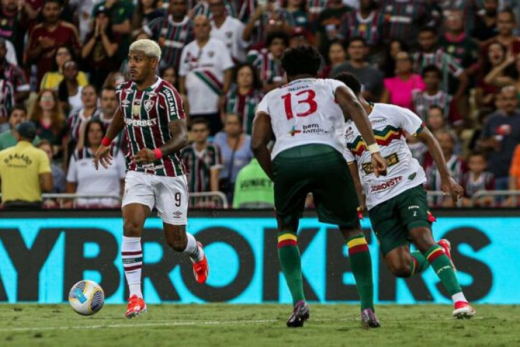 Centroavante que sofreu afastamento por indisciplina deixou sua marca no 2 a 0 do Fluminense sobre o Sampaio Corrêa 