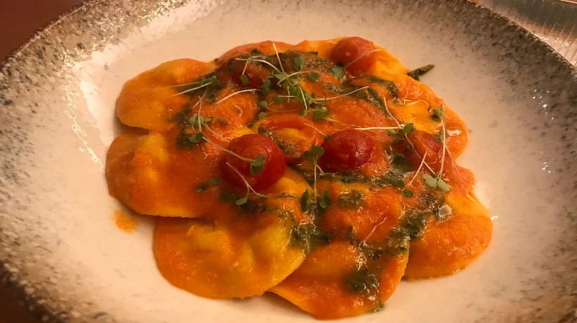 Ravioli de burrata com pesto, Restaurante Casa Fontana. 