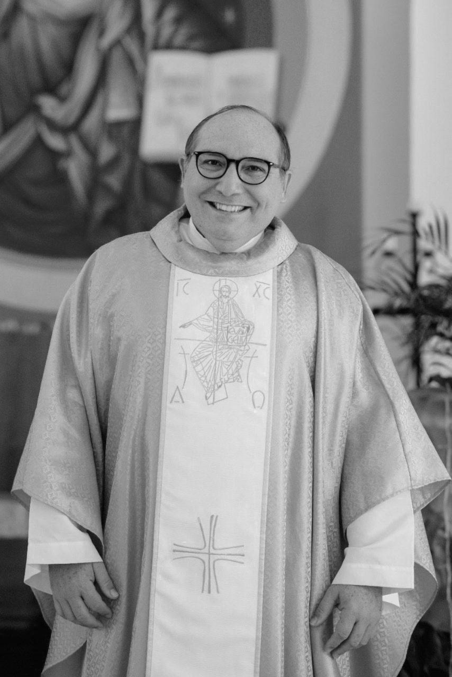 Padre Eugênio Pacelli. Sacerdote jesuíta, mestre em Teologia e diretor do mosteiro dos jesuítas. (Foto: Arquivo Pessoal)