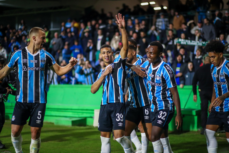 O Grêmio vai enfrentar o Estudiantes: veja onde assistir à partida ao vivo pela Copa Libertadores