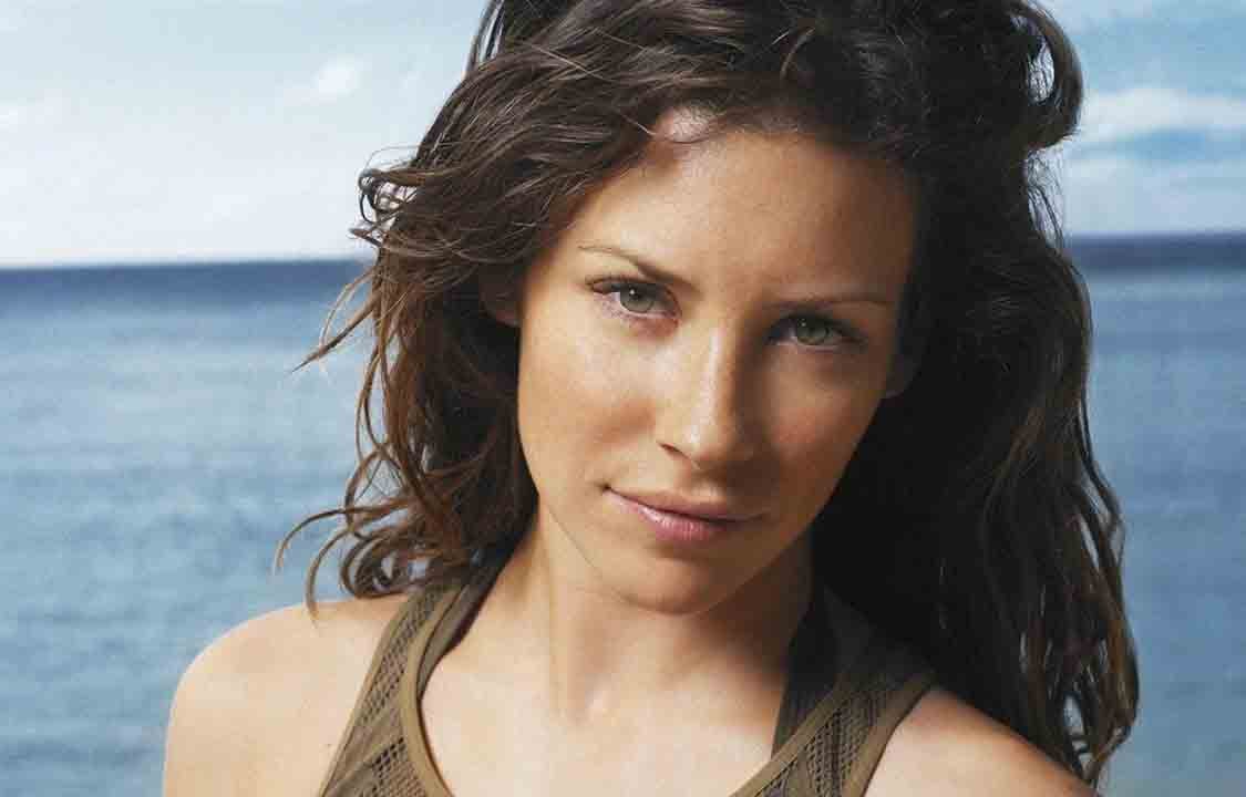 A atriz Evangeline Lilly, de  44 anos (completados em 3/8/2023), anunciou que está se aposentando da profissão de atriz.