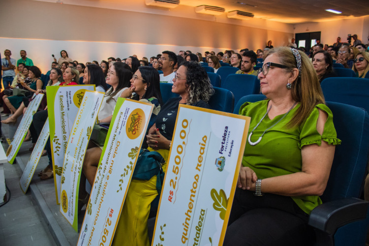 FORTALEZA, CEARÁ, 05-06-2024: Premiação das escolas vencedoras do Missão Verde 2023. (Foto: Fernanda Barros / O Povo)