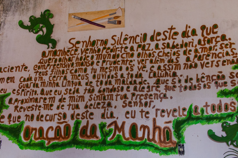 Oração da Manhã, pintada numa das paredes da casa de Louro