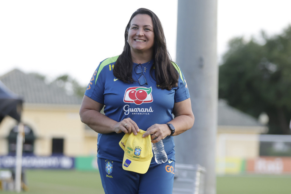 Psicóloga Marisa Santiago em treino da seleção brasileira no ESPN Wide World of Sports Complex, em Orlando, nos EUA(Foto: Rafael Ribeiro/CBF)