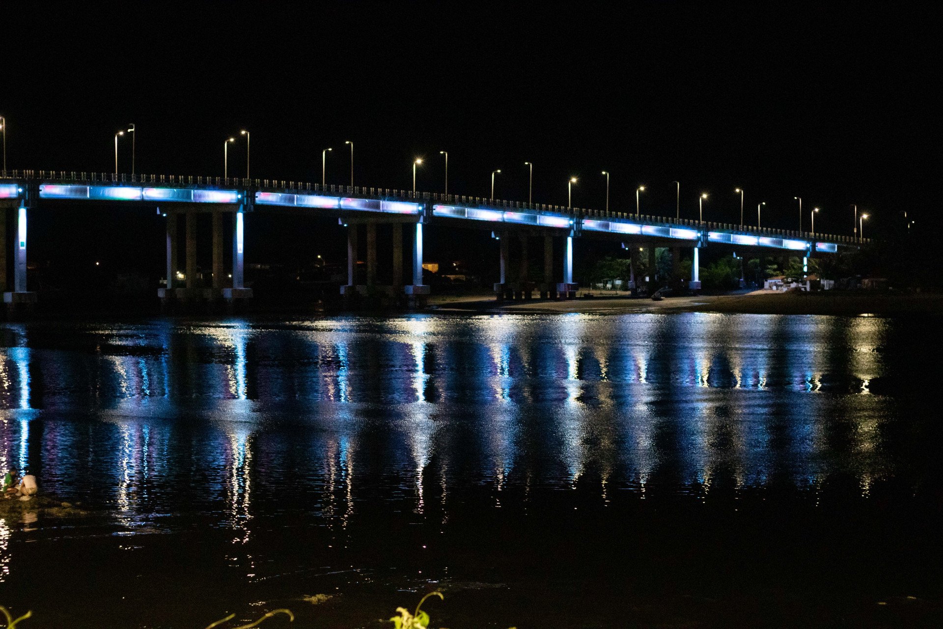 ￼PONTE na Barra do Ceará entre Fortaleza e Caucaia, municípios com disputas parelhas (Foto: Samuel Setubal)