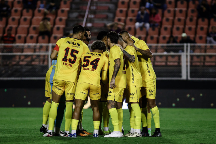 Elenco do Sport reunido antes de jogo pela Série B do Campeonato Brasileiro 2024