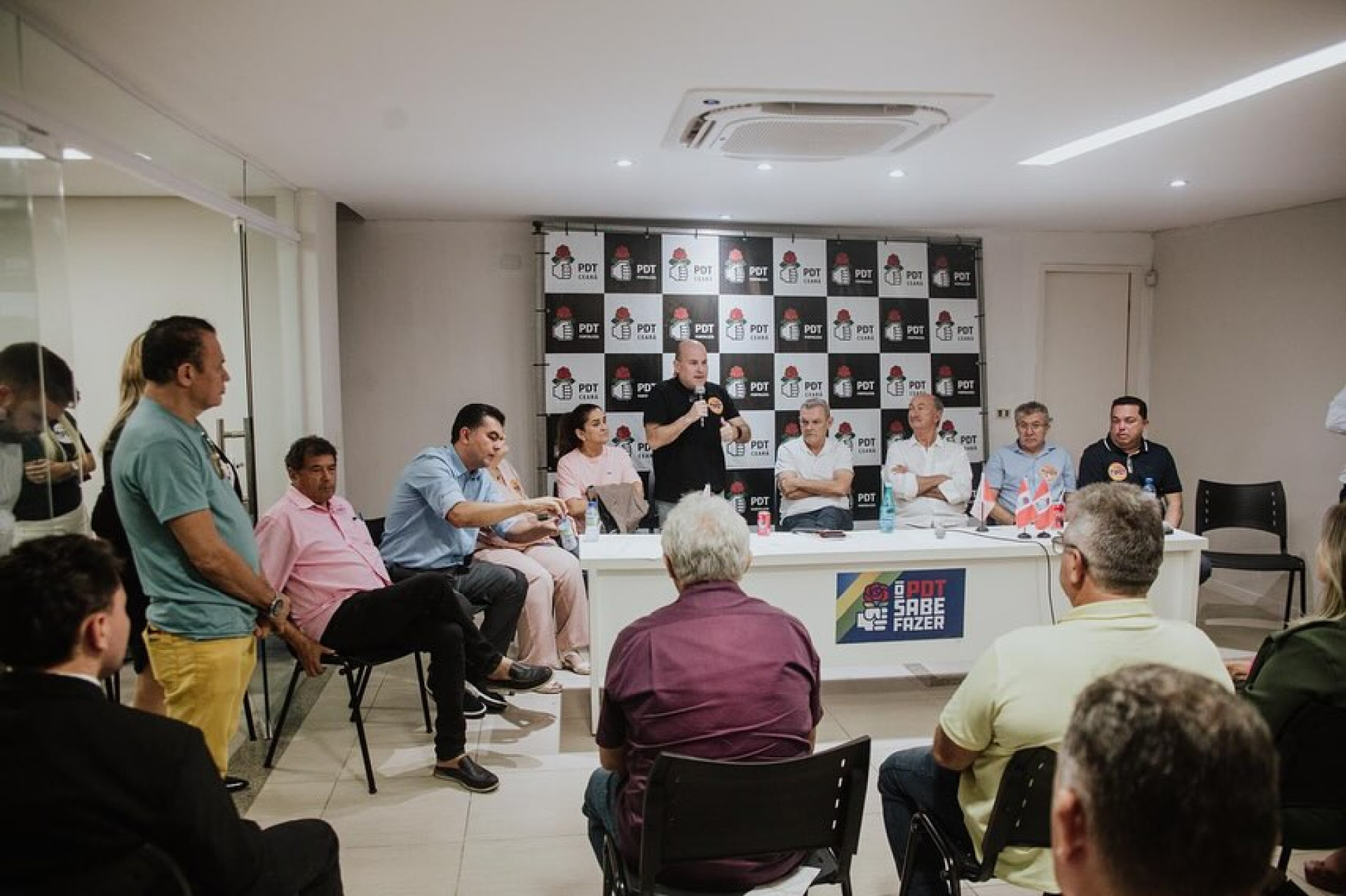 Sarto e Roberto Cláudio reúnem pré-candidatos do PDT para discutir eleições em Fortaleza
 (Foto: Reprodução/@robertoclaudiooficial)