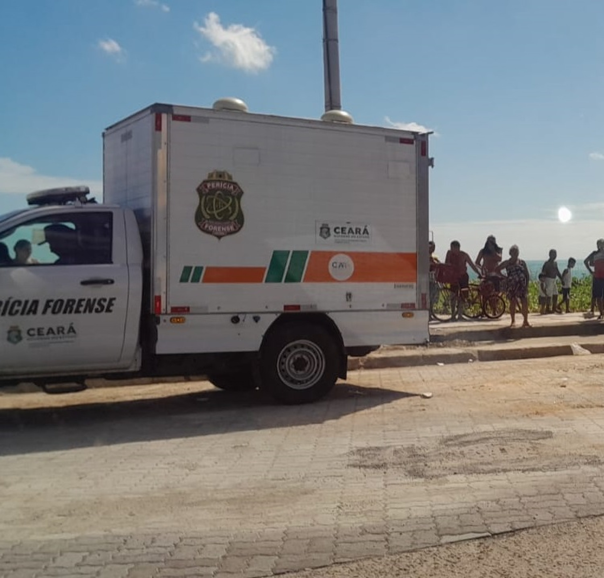 Perícia Forense no local do achado de cadáver em 22 de junho último no Pirambu (Foto: Reprodução/Redes Sociais)