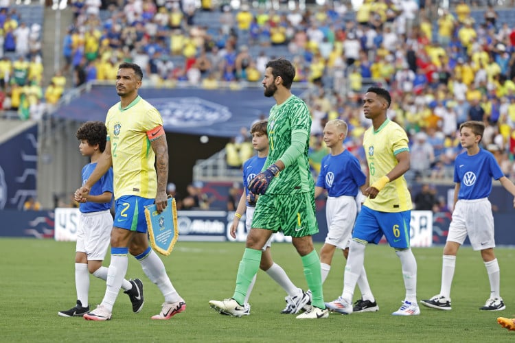 Seleção Brasileira enfrenta o Paraguai nesta sexta-feira, 28, pela Copa América
