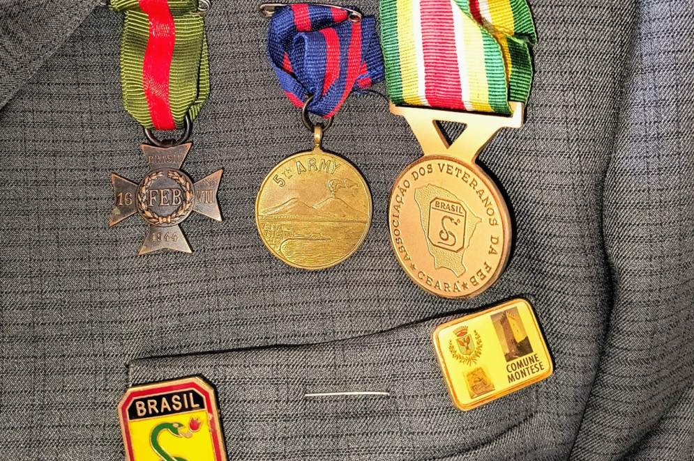 Medalhas de Geraldo Oliveira, o último herói de guerra cearense