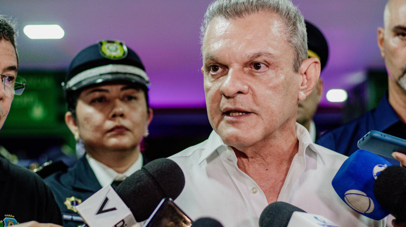 O prefeito de Fortalea José Sarto anunciou nomeação de guardas municipais e enfermeiros