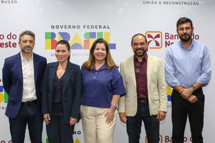 ￼ANDRÉ Facó, Águeda Muniz, Eliane Brasil E Marcelo Teixeira