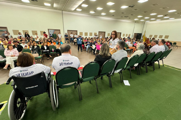 A última Conferência Nacional de Trabalho e da Educação na Saúde ocorreu há 18 anos. 
