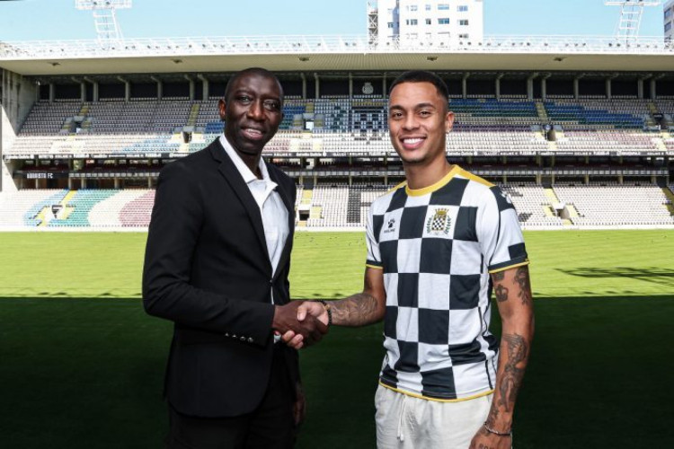 Bruninho é apresentado pelo Boavista